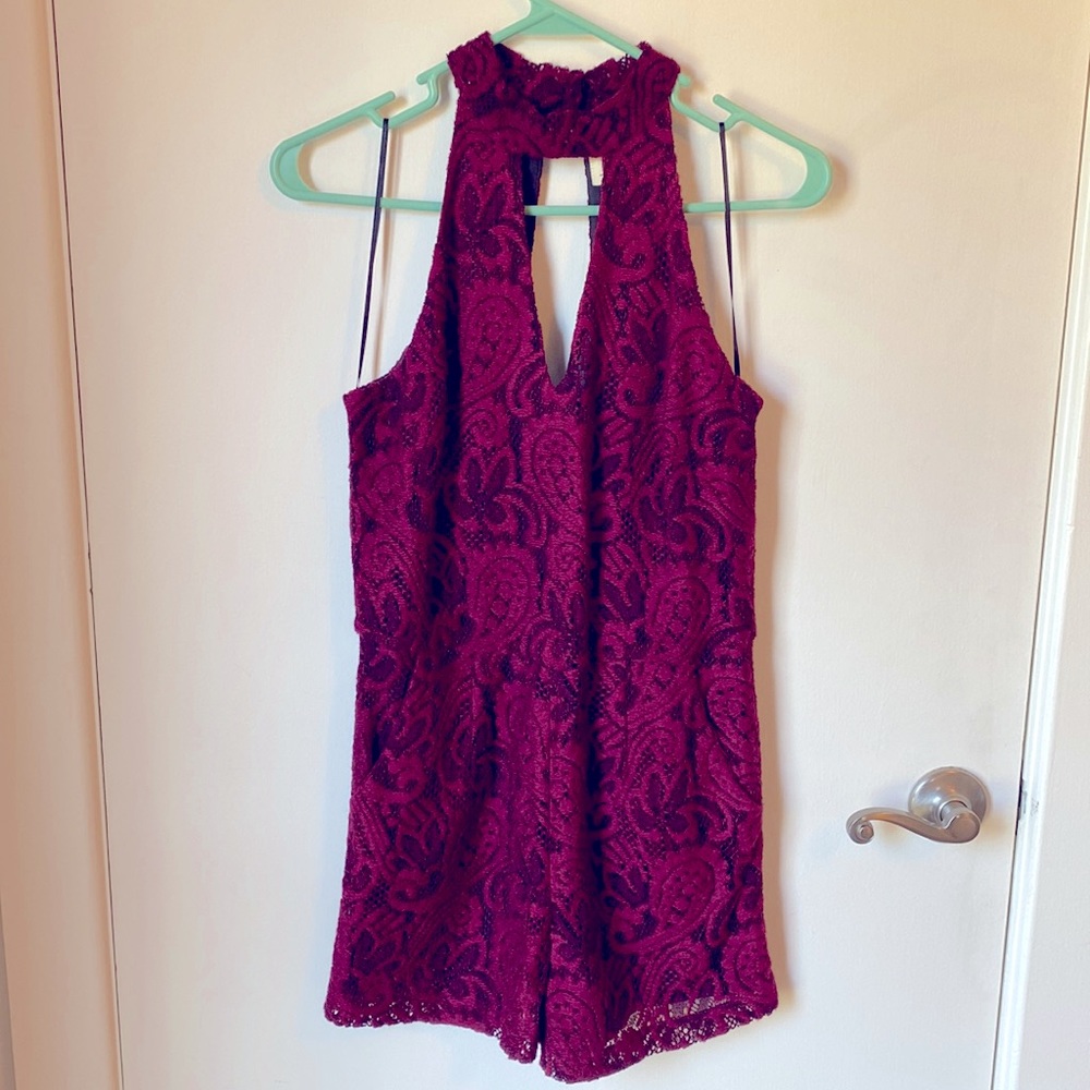 NWOT Womens M Burgundy Romper